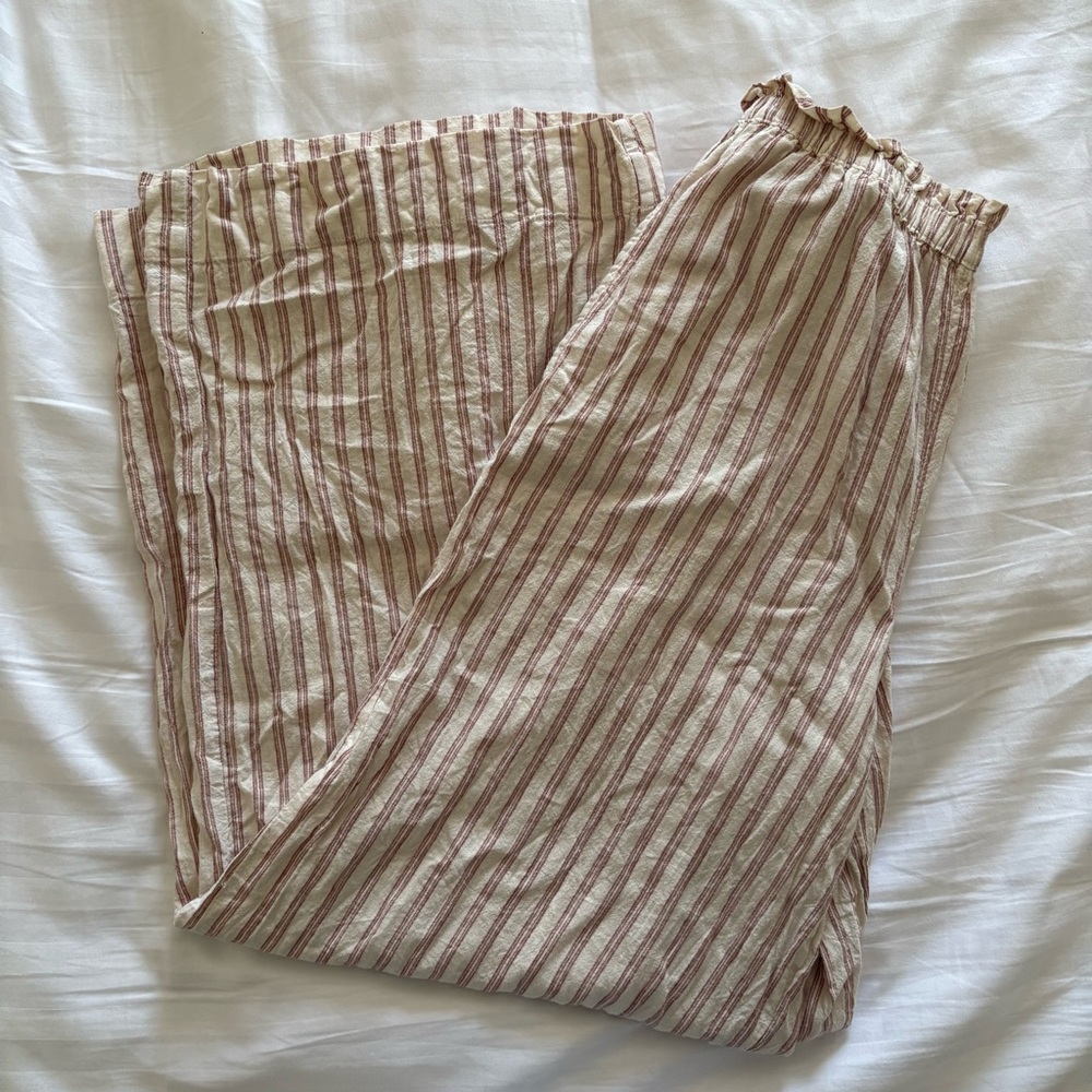 Aerie Cream and Red Linen Striped Pants Size Medium